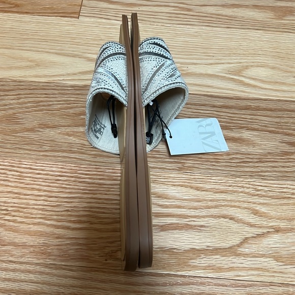 New! Zara Women's Sz 7.5 Sandals with tiny crystals. - Picture 5 of 8